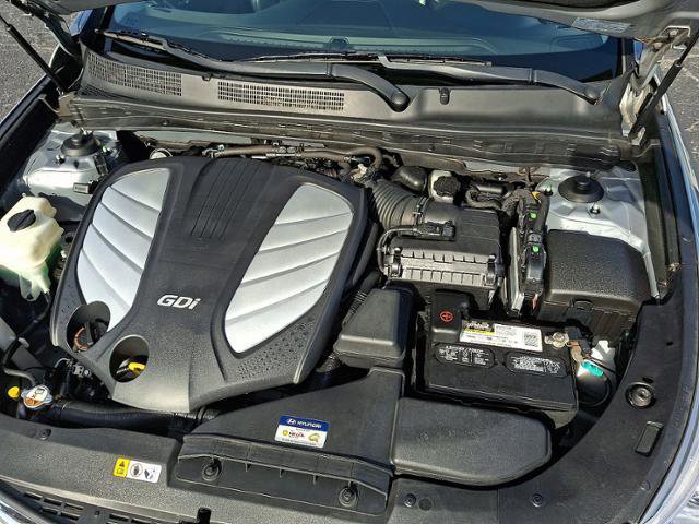 Used 2014 Hyundai Azera Limited w/ Option Group 02 image 28