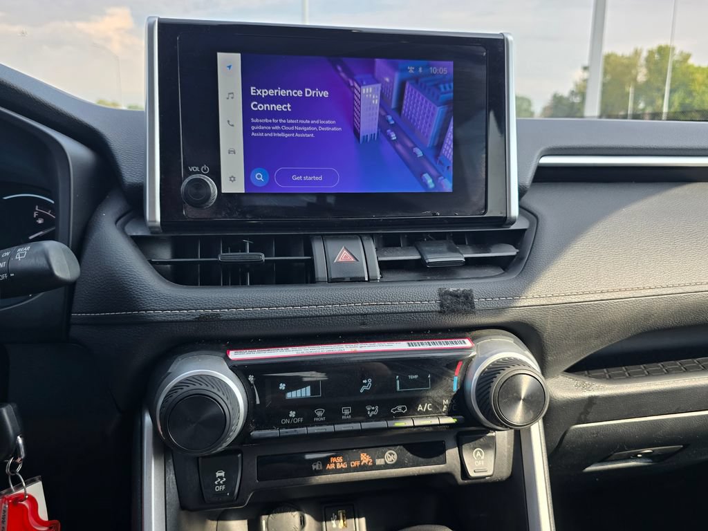 Certified 2024 Toyota RAV4 LE AWD/4WD image 27