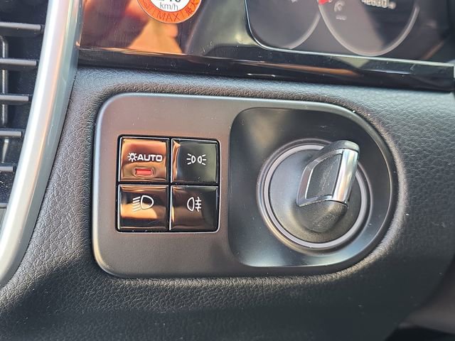 Used 2019 Porsche Cayenne S image 32