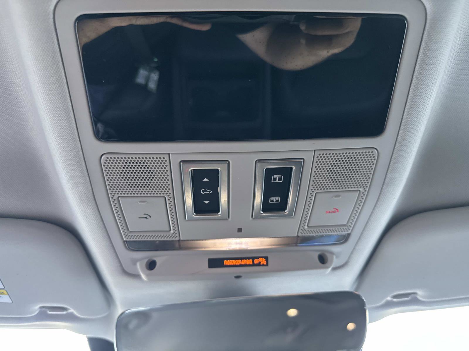 Certified 2024 Land Rover Defender 130 S image 28