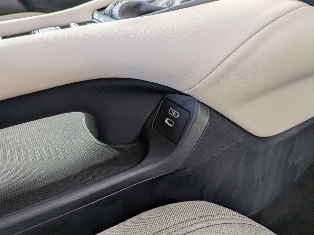 Used 2024 Honda HR-V LX image 11
