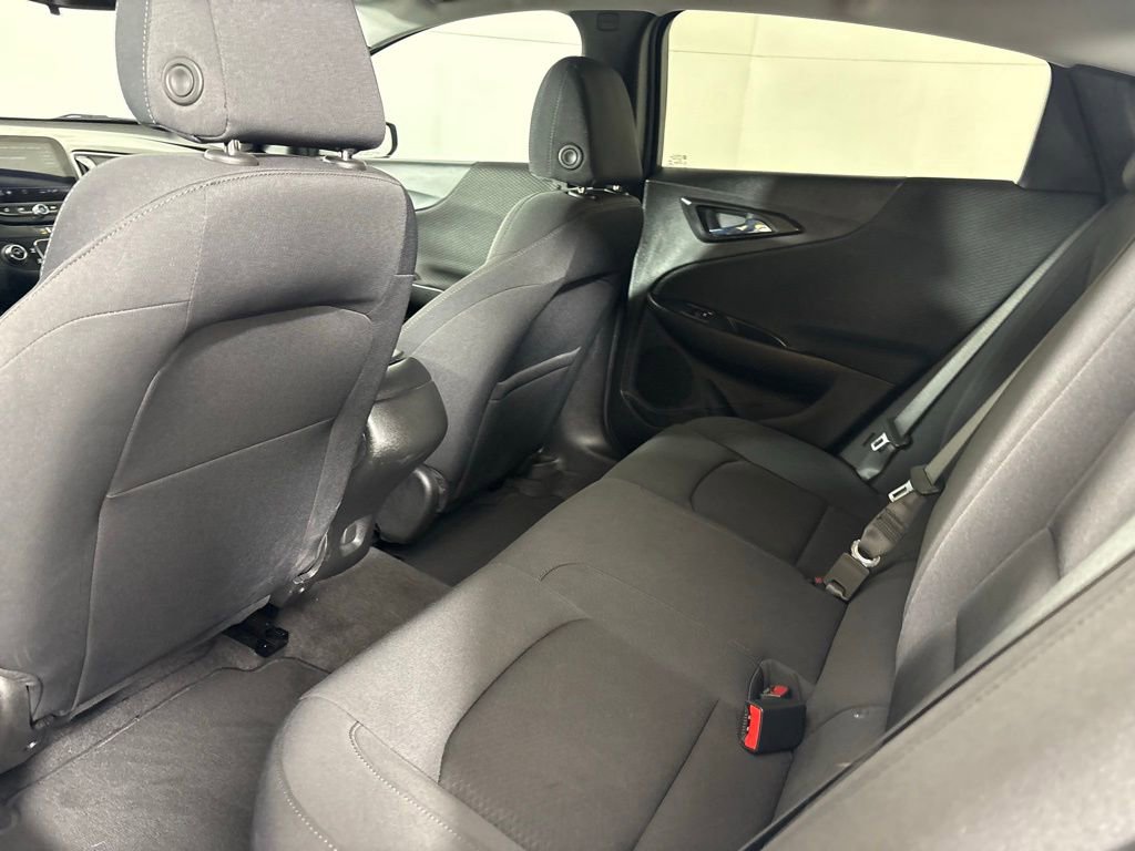 Used 2023 Chevrolet Malibu RS FWD image 37