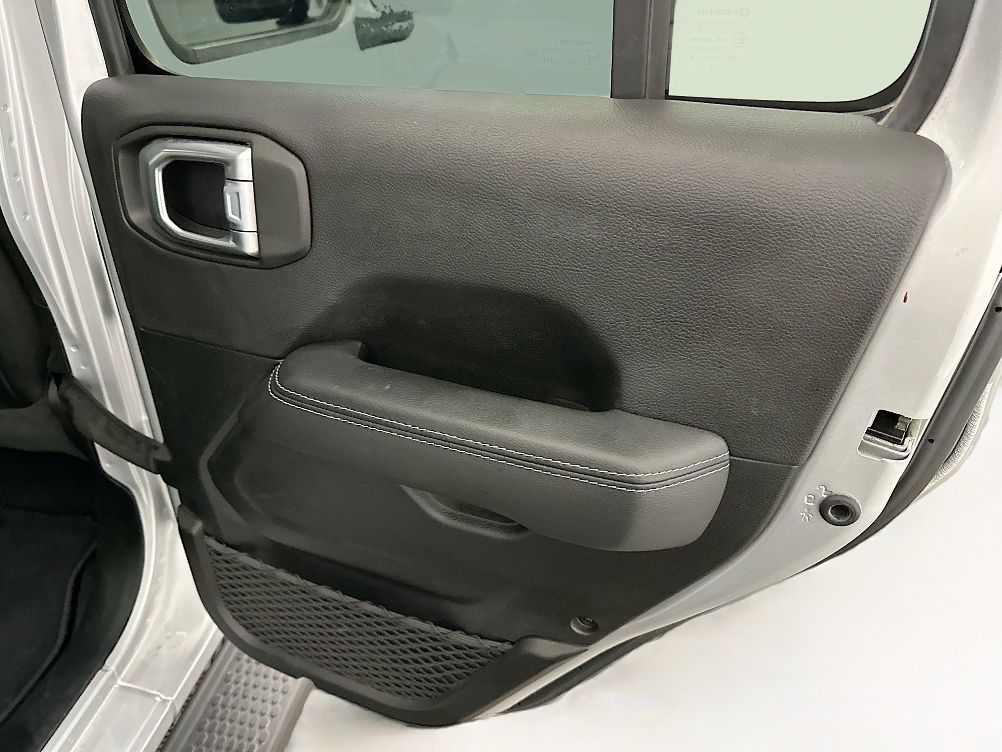 Used 2022 Jeep Wrangler Sahara image 31