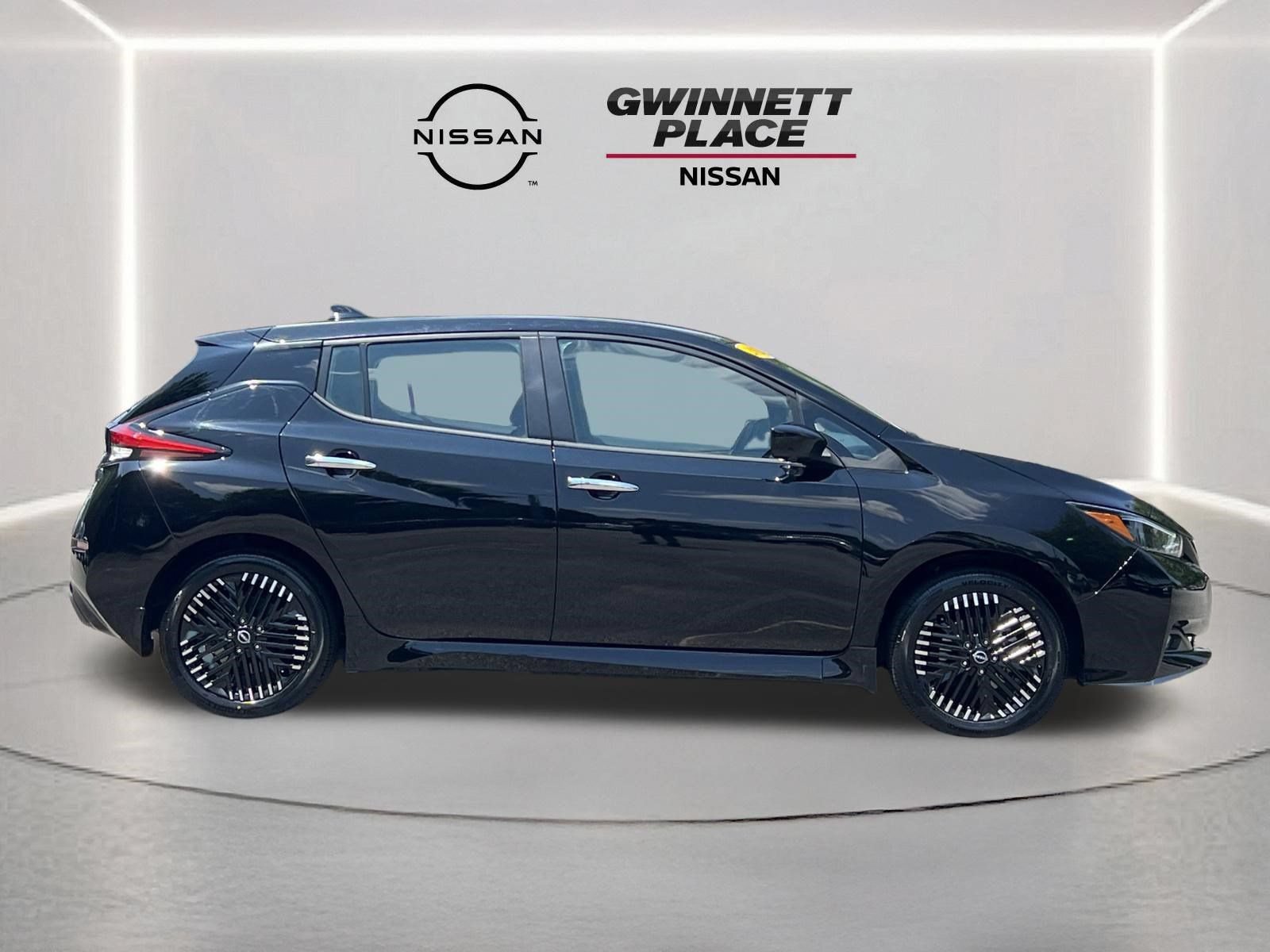Certified 2024 Nissan Leaf SV Plus FWD image 26