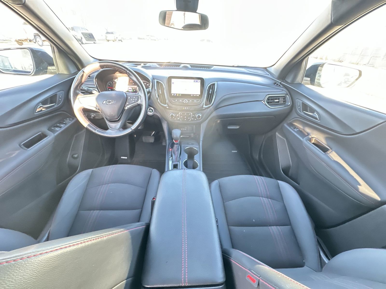 Used 2022 Chevrolet Equinox RS w/ Infotainment Package FWD image 20