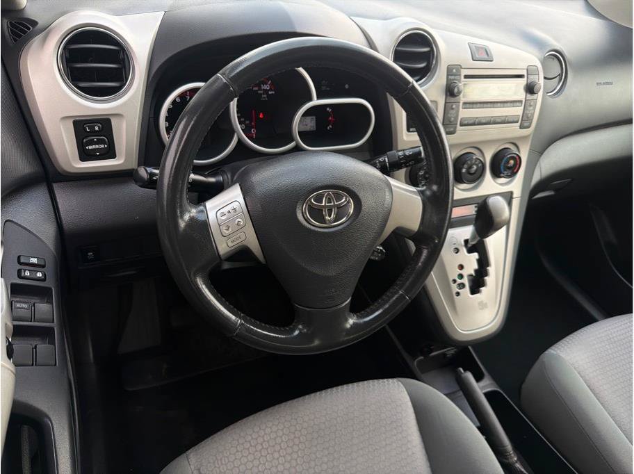 Used 2009 Toyota Matrix XRS FWD image 2