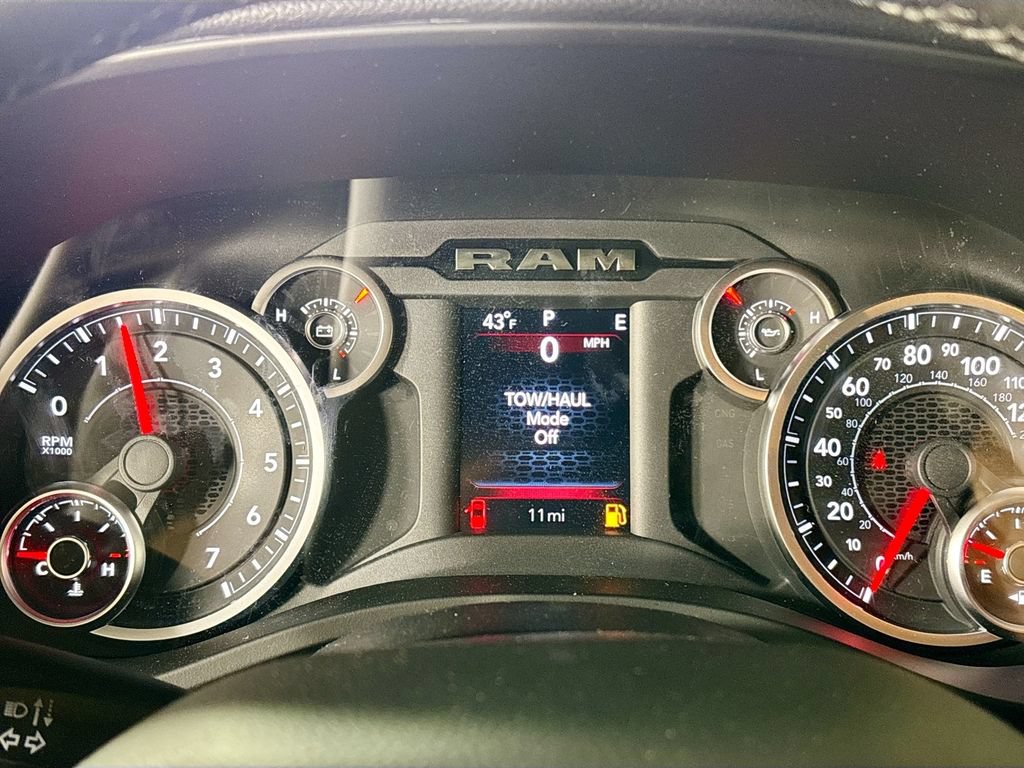 New 2026 RAM 1500 Big Horn AWD/4WD image 14