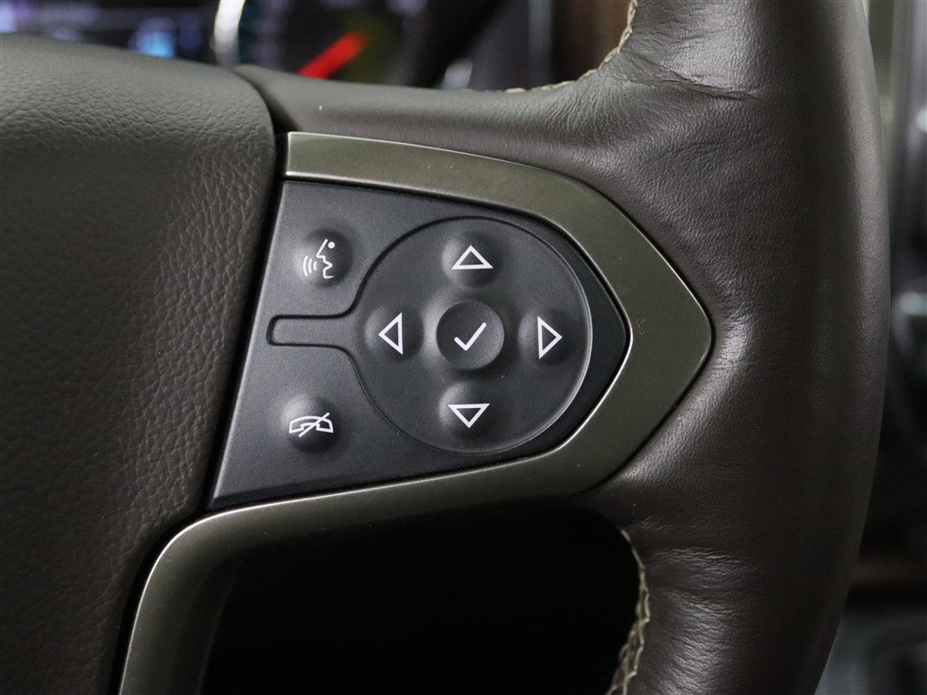 Used 2018 Chevrolet Silverado 1500 High Country image 30