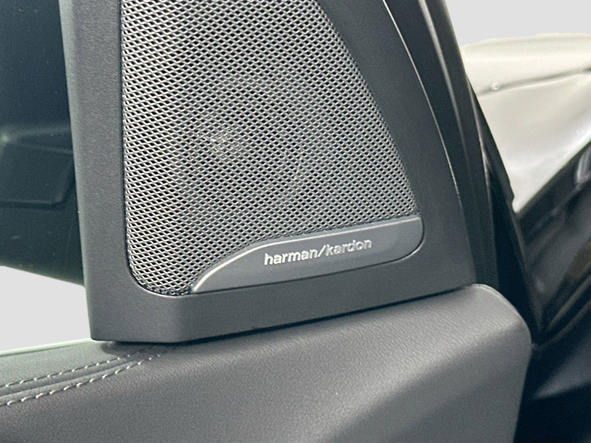 Certified 2026 BMW X5 sDrive40i w/ Premium Package image 23