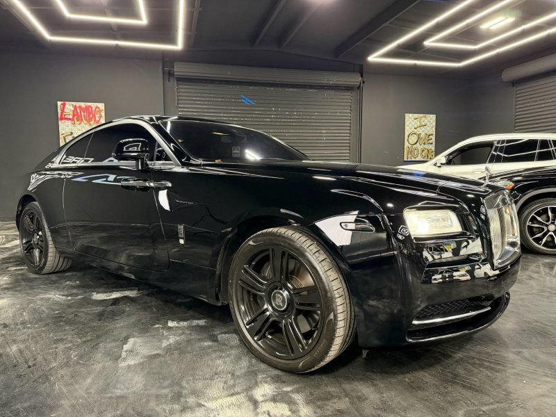 Used 2015 Rolls-Royce Wraith RWD image 3