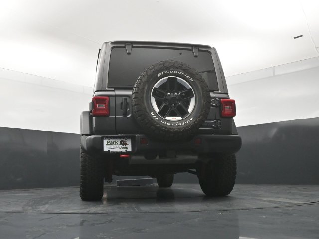 Used 2022 Jeep Wrangler Unlimited Rubicon w/ Dual Top Group AWD/4WD image 22