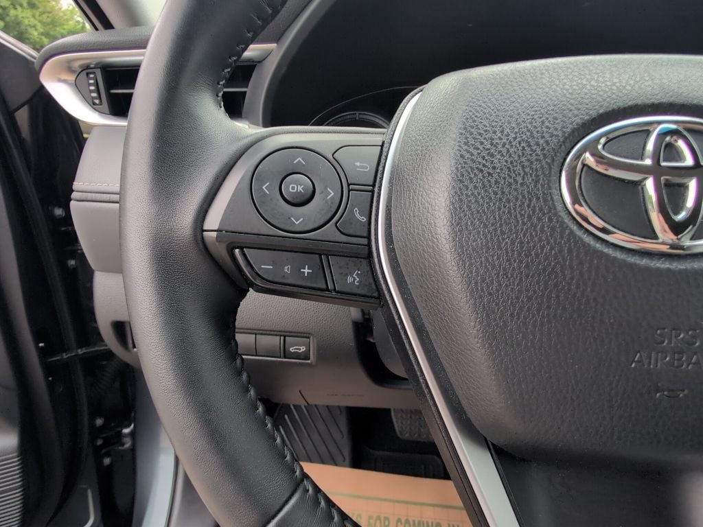 Certified 2023 Toyota Venza LE AWD/4WD image 25
