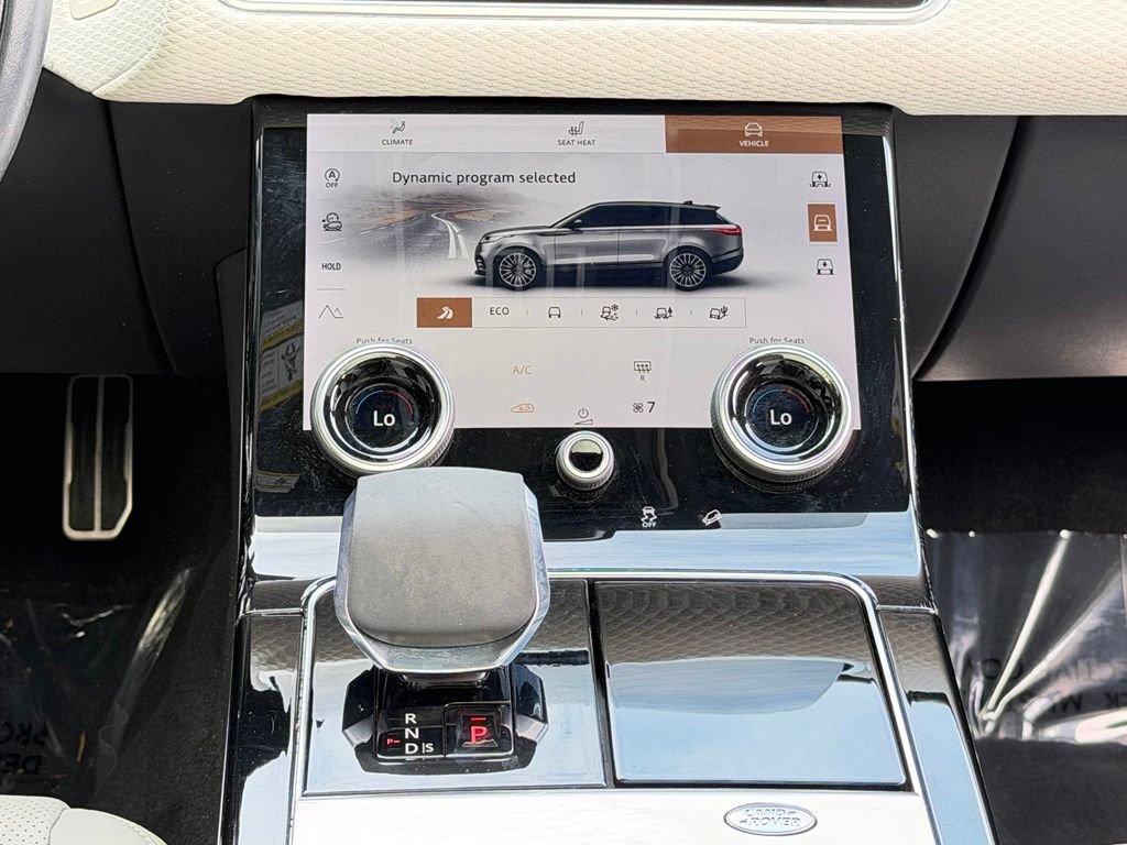 Used 2022 Land Rover Range Rover Velar R-Dynamic S AWD/4WD image 46