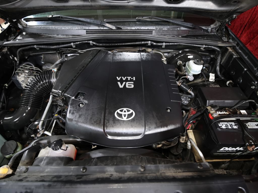 Used 2011 Toyota Tacoma 4x4 Double Cab w/ TRD Sport Pkg image 25
