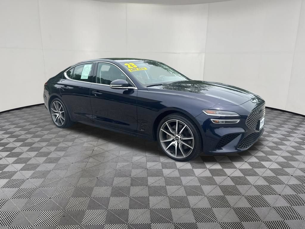 Used 2023 Genesis G70 3.3T AWD/4WD image 3