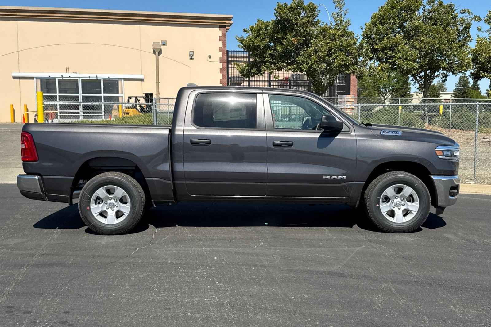 New 2026 RAM 1500 Tradesman AWD/4WD image 2