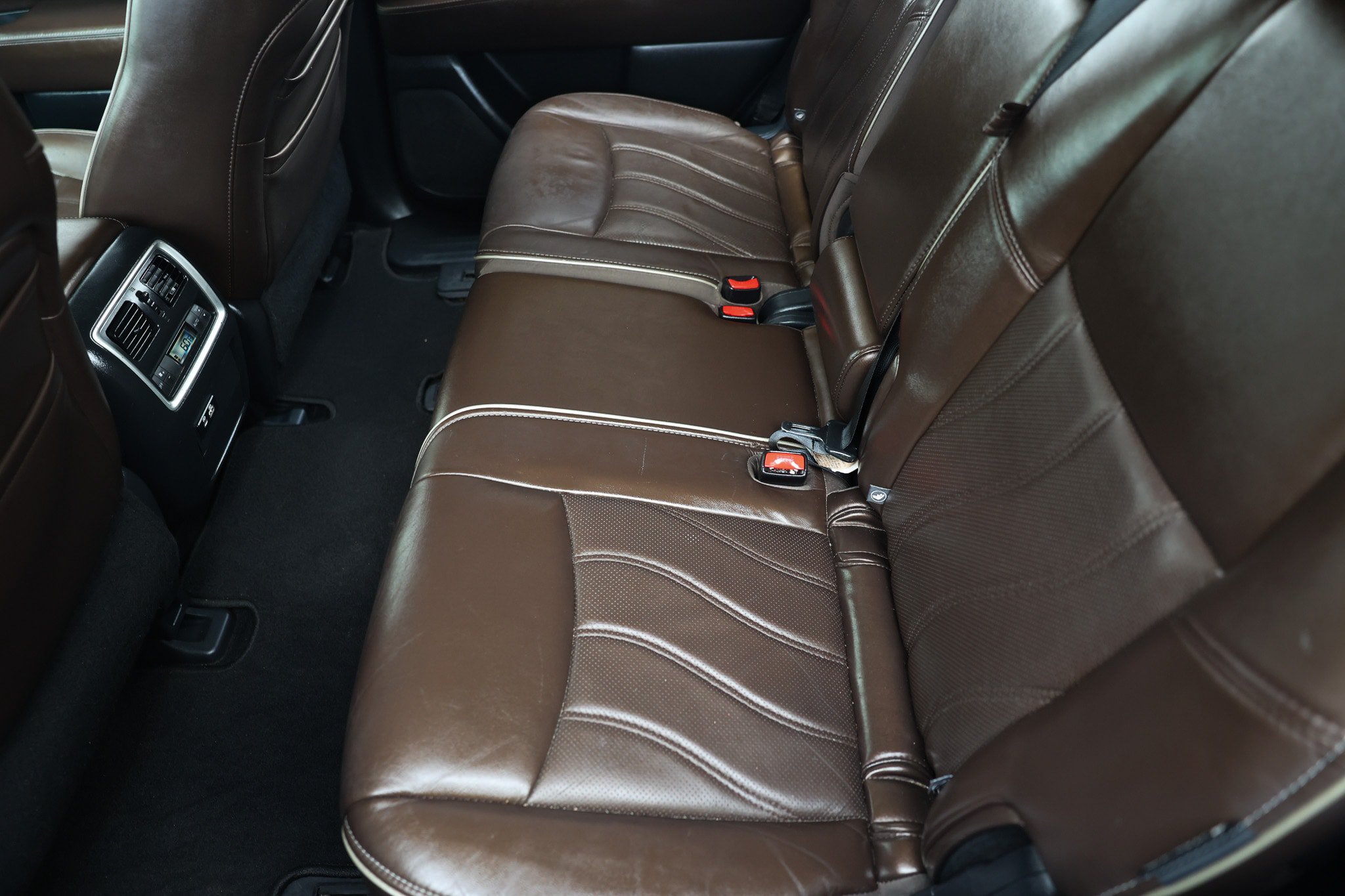 Used 2019 INFINITI QX60 Luxe w/ Essential Package FWD image 14
