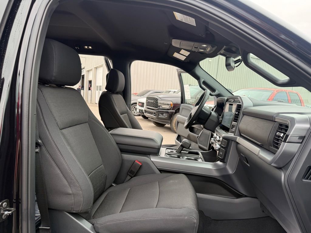 New 2026 Ford F150 XLT w/ Equipment Group 302A MID image 15