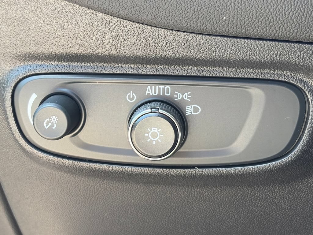 Used 2024 Chevrolet Equinox LT AWD/4WD image 27