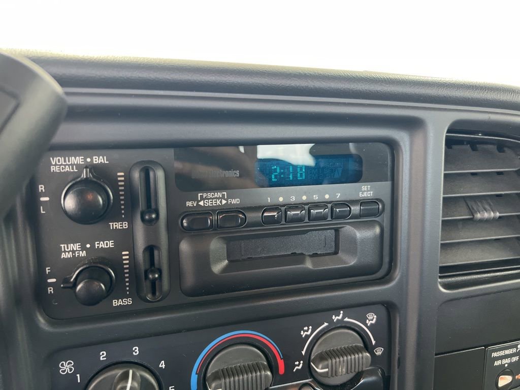 Used 2000 Chevrolet Silverado 2500 Work Truck w/ Firm Ride Suspension Pkg image 13