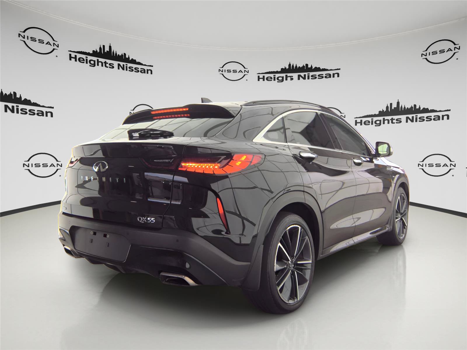 Used 2023 INFINITI QX55 Essential AWD/4WD image 4