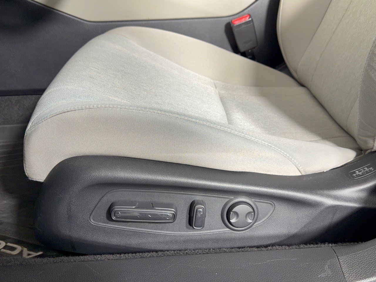 Certified 2024 Honda Accord EX image 16