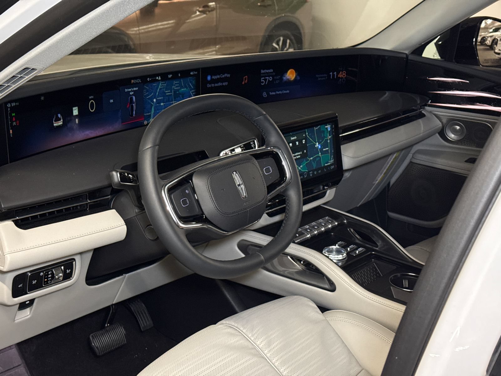New 2026 Lincoln Nautilus Reserve AWD/4WD image 17