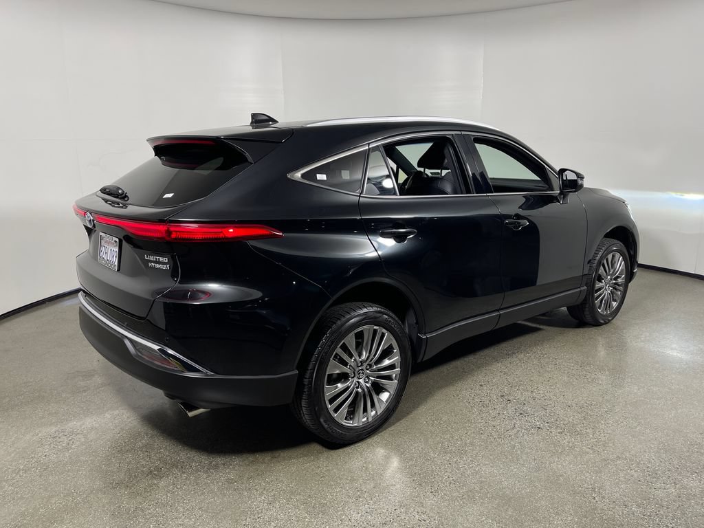 Certified 2022 Toyota Venza Limited AWD/4WD image 3