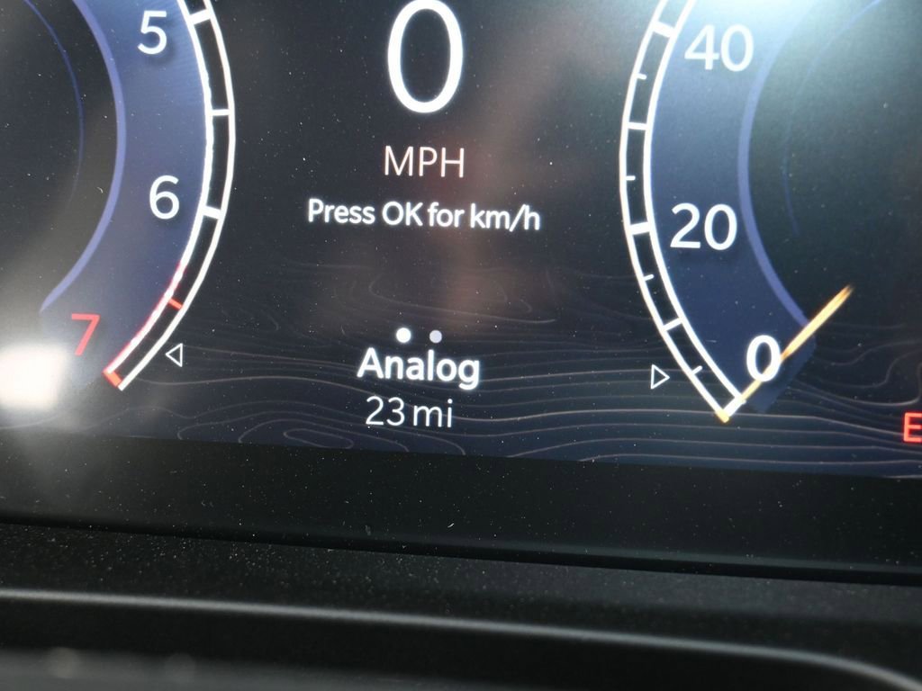 Used 2024 Jeep Grand Cherokee Laredo w/ Trailer Tow Package image 11