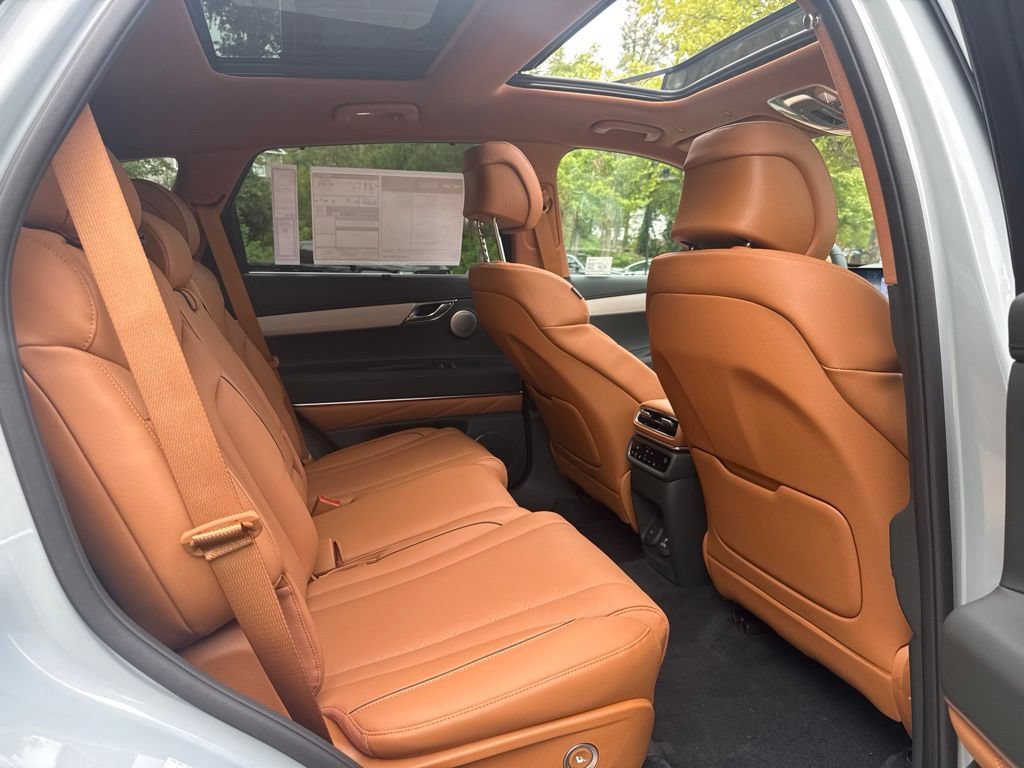 New 2027 Genesis GV80 2.5T Prestige AWD/4WD image 33