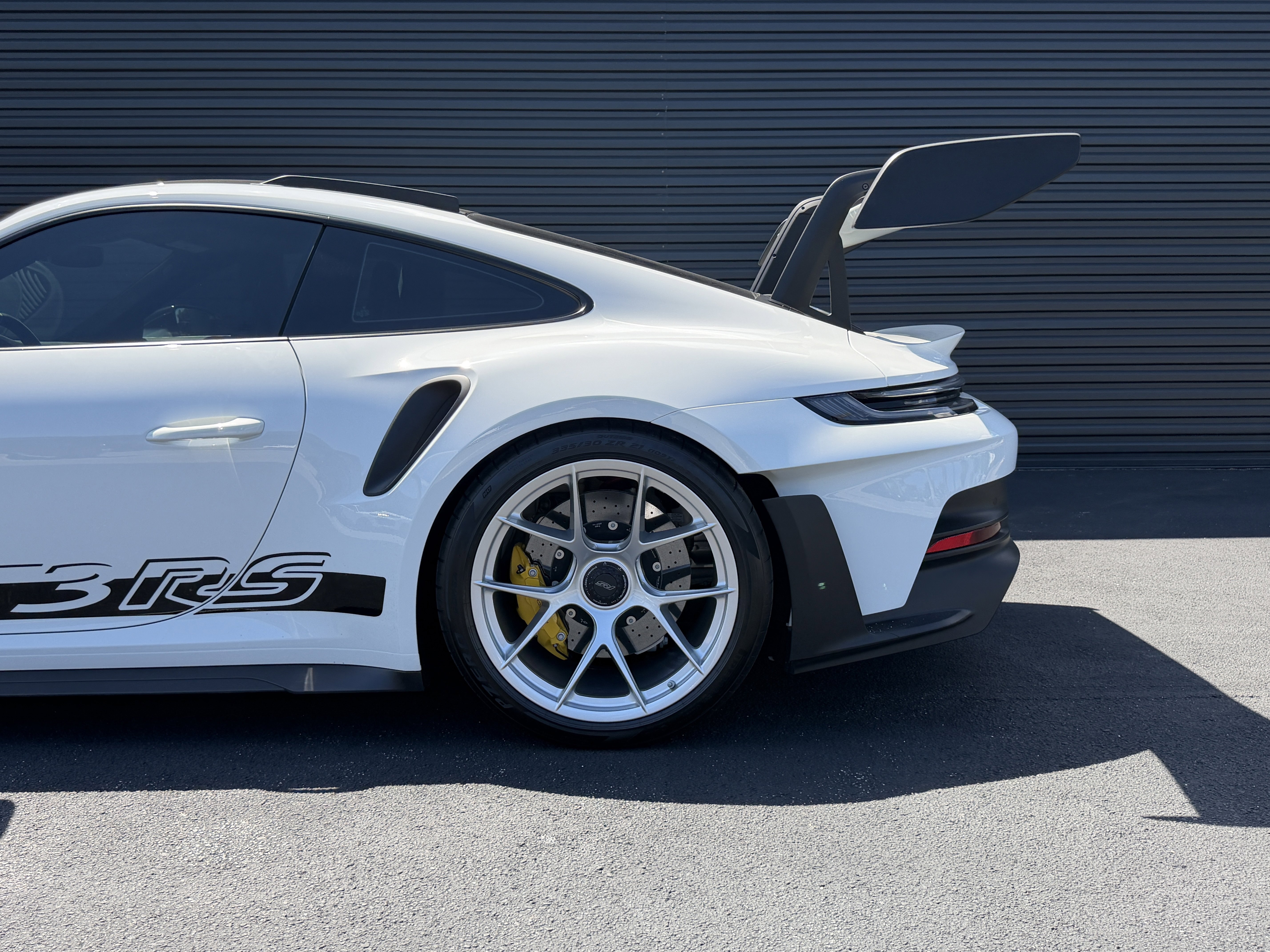 Used 2025 Porsche 911 GT3 RS image 12