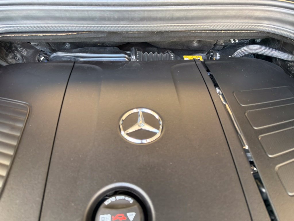 Used 2025 Mercedes-Benz GLE 350 4MATIC w/ AMG Line Exterior image 12