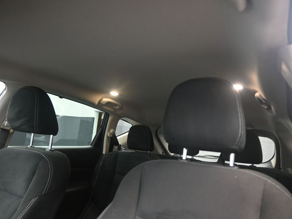 Used 2019 Nissan Murano SV image 2