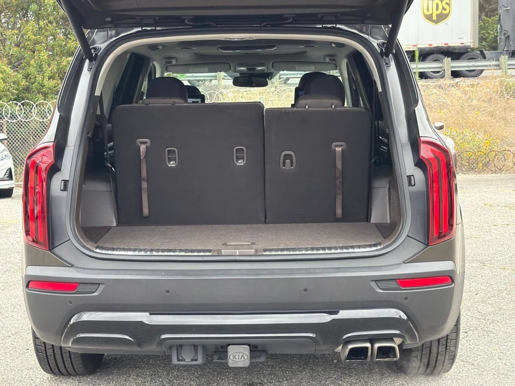 Used 2022 Kia Telluride SX w/ Nightfall Edition Package AWD/4WD image 15