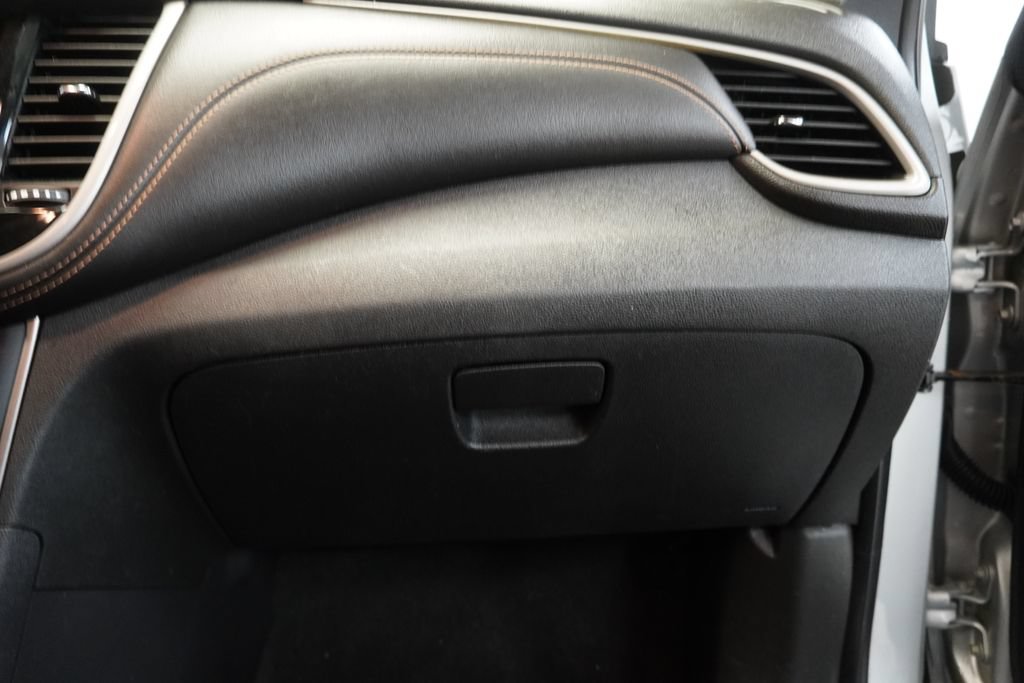 Used 2020 Chevrolet Trax LS AWD/4WD image 33