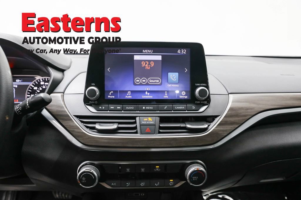 Used 2023 Nissan Altima 2.5 SV image 12