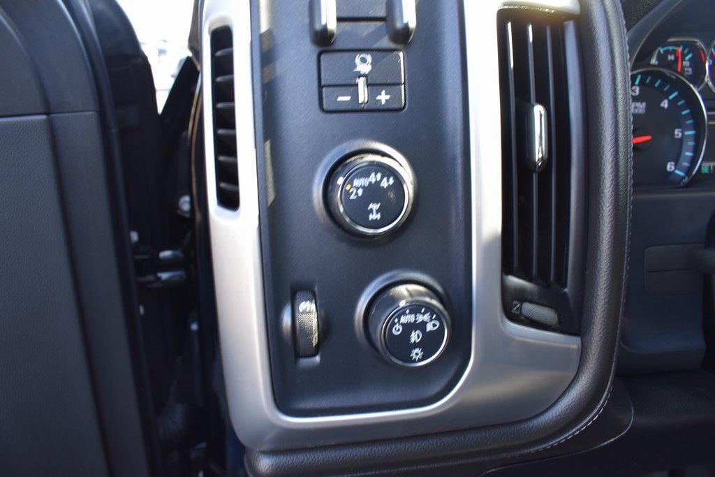 Used 2018 GMC Sierra 1500 SLT image 16