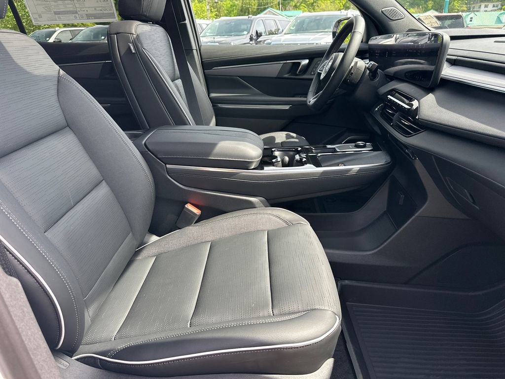 New 2026 Buick Enclave Sport Touring w/ Power Package FWD image 14