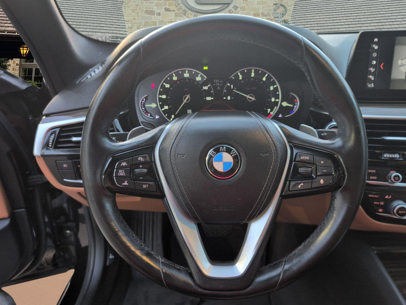 Used 2017 BMW 540i RWD image 9
