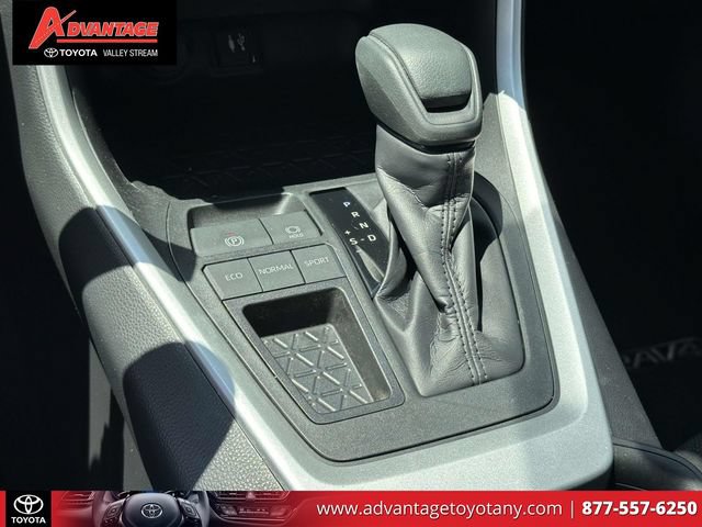Certified 2019 Toyota RAV4 LE FWD image 35