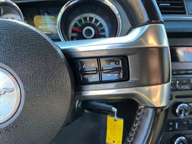 Used 2013 Ford Mustang GT Premium w/ Comfort Pkg image 15