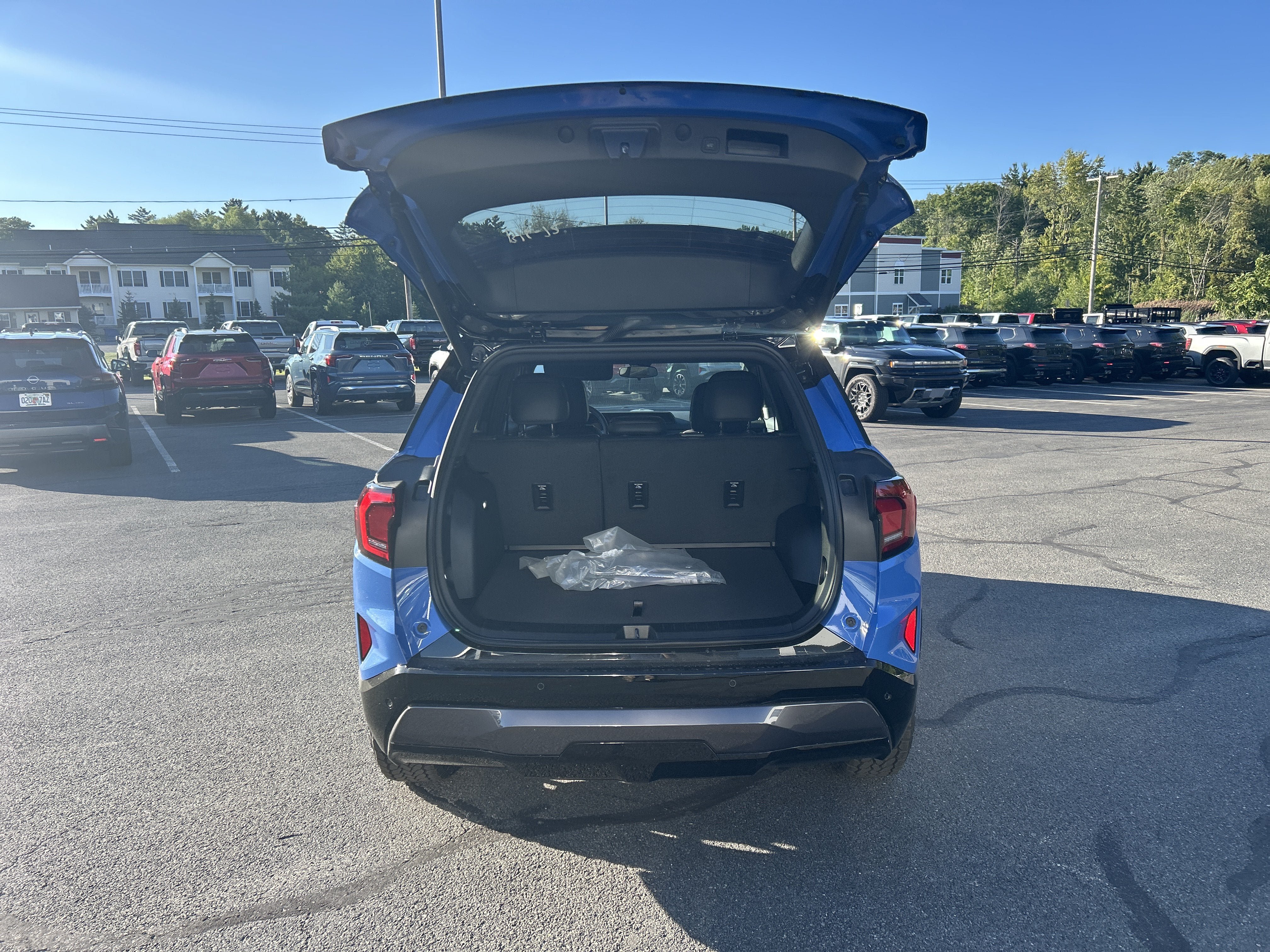 New 2027 GMC Terrain AT4 w/ Convenience Package III AWD/4WD image 12