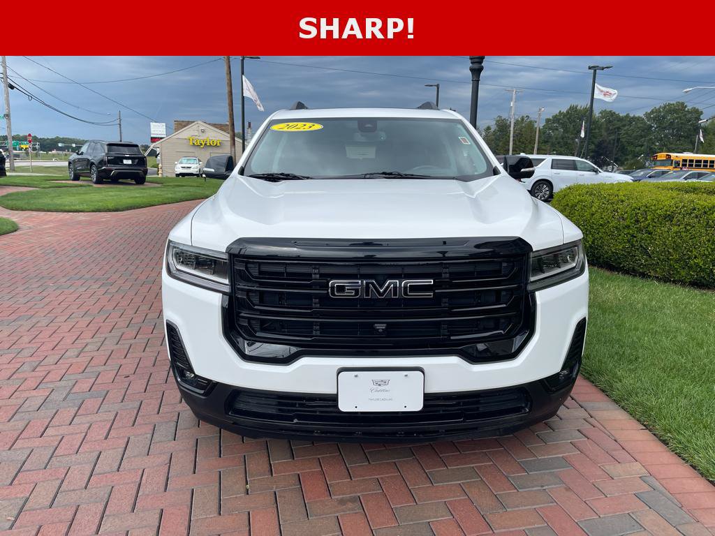 Used 2023 GMC Acadia SLT w/ Elevation Edition AWD/4WD image 3
