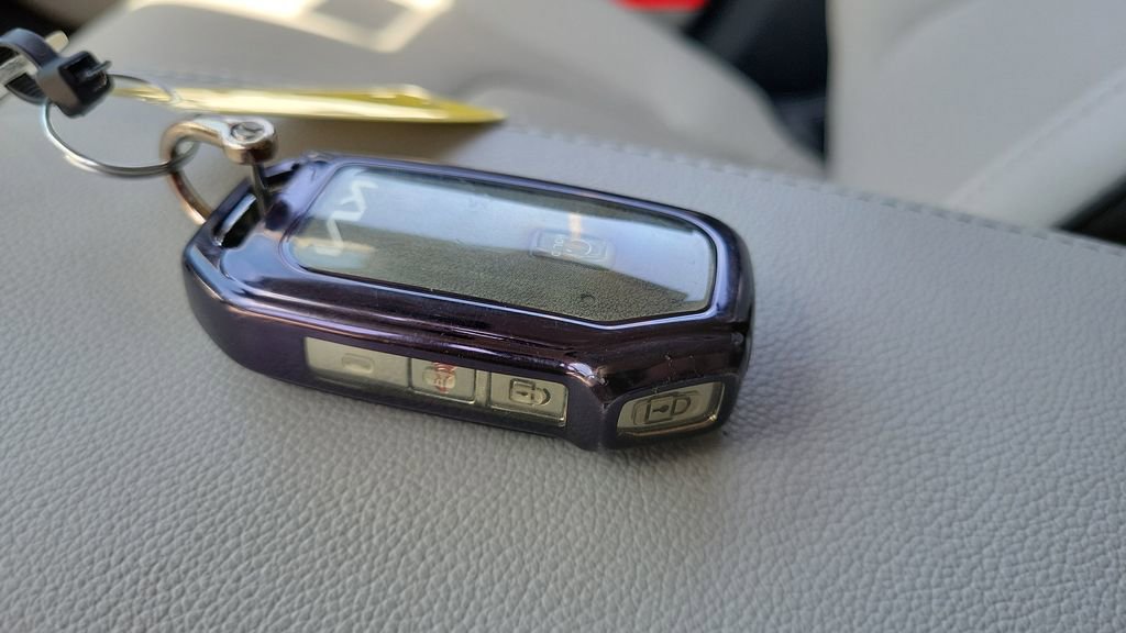 Used 2024 Kia Sportage EX image 23