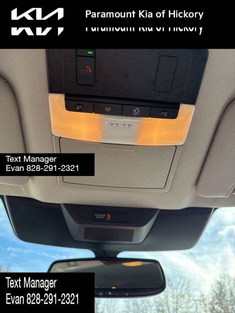 Used 2022 Nissan Pathfinder SL w/ SL Black Package image 28