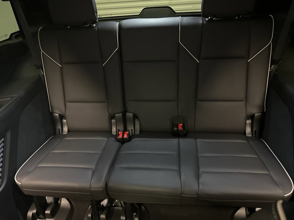 Used 2021 Cadillac Escalade Sport w/ LPO, Illumination Package image 14