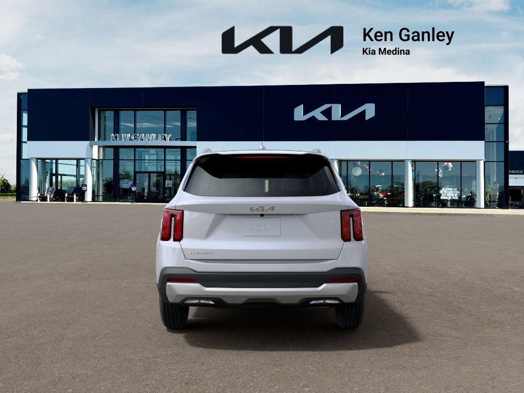 New 2026 Kia Sorento S w/ S Panoramic Sunroof Package FWD image 5