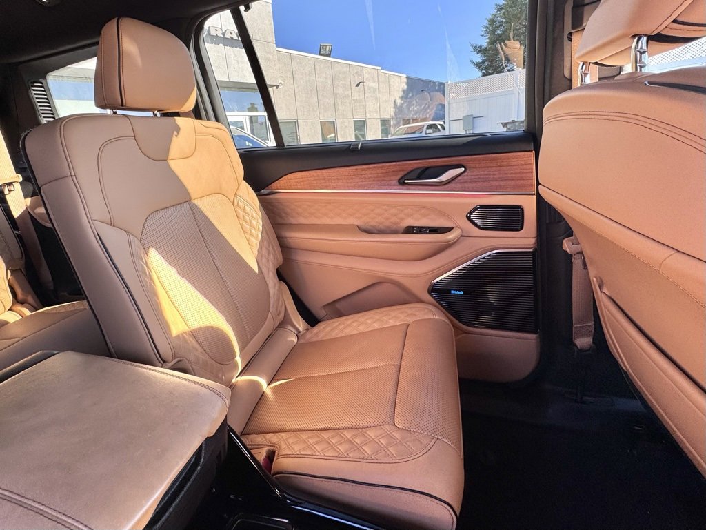 Certified 2022 Jeep Grand Cherokee L Summit image 22