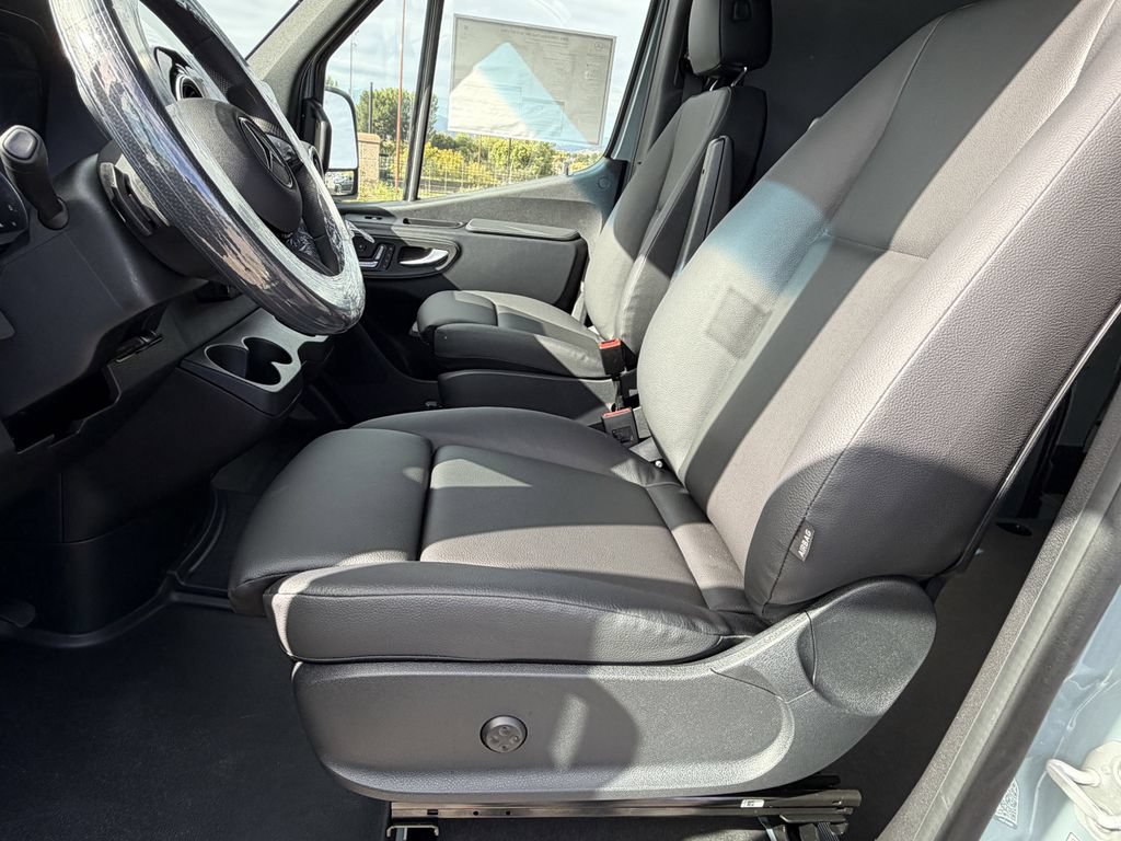 New 2026 Mercedes-Benz Sprinter 2500 image 20