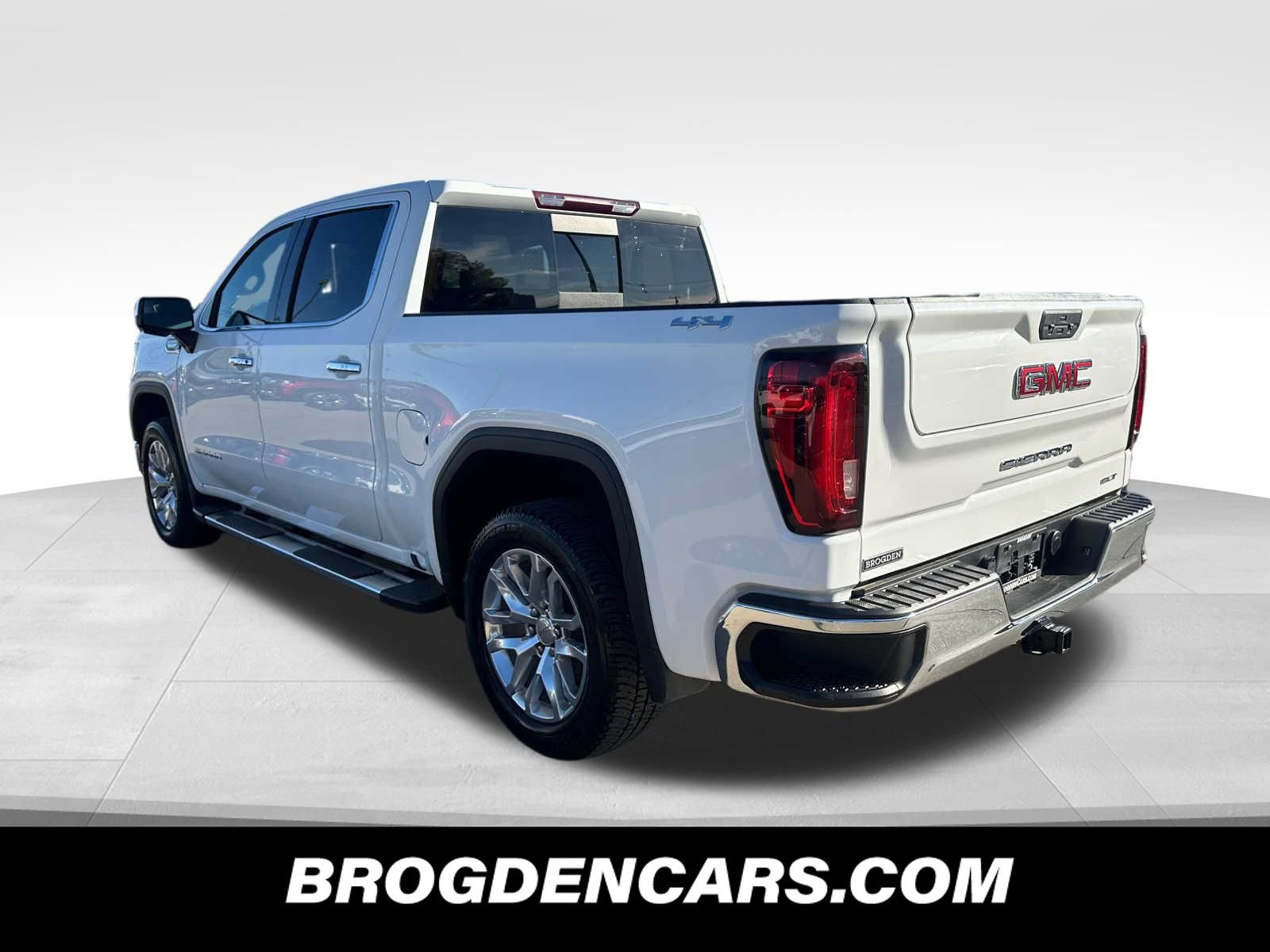 Used 2021 GMC Sierra 1500 SLT image 5